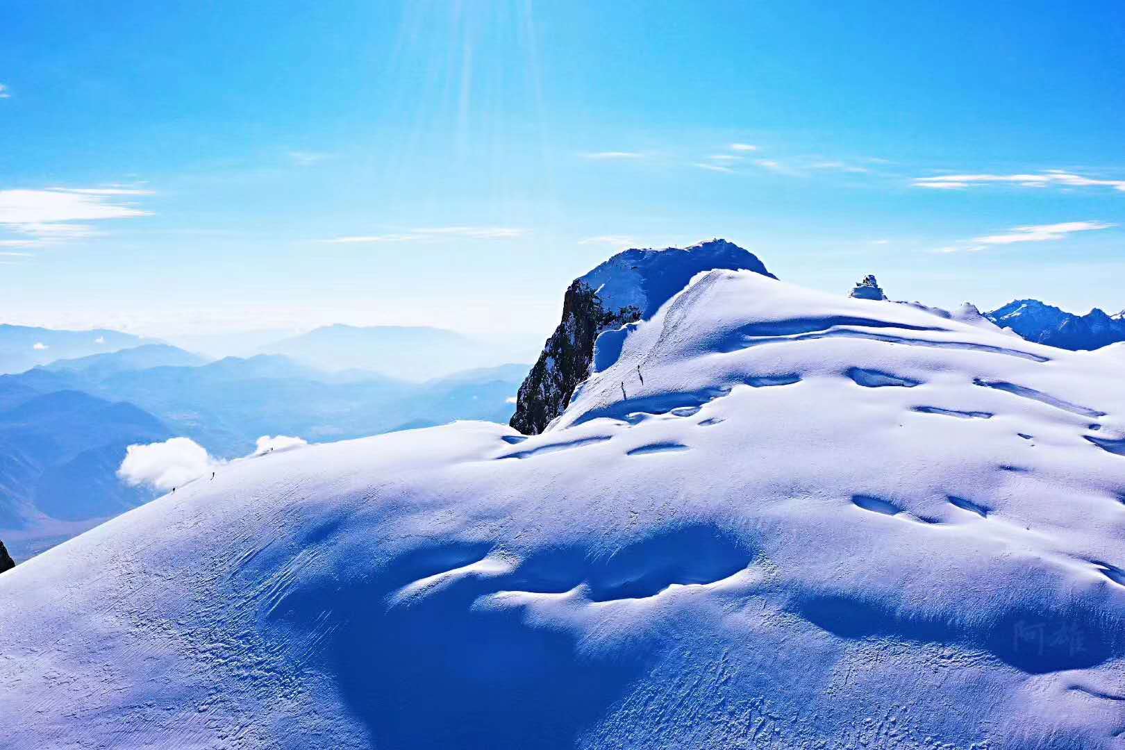 哈巴雪山 哈巴雪山