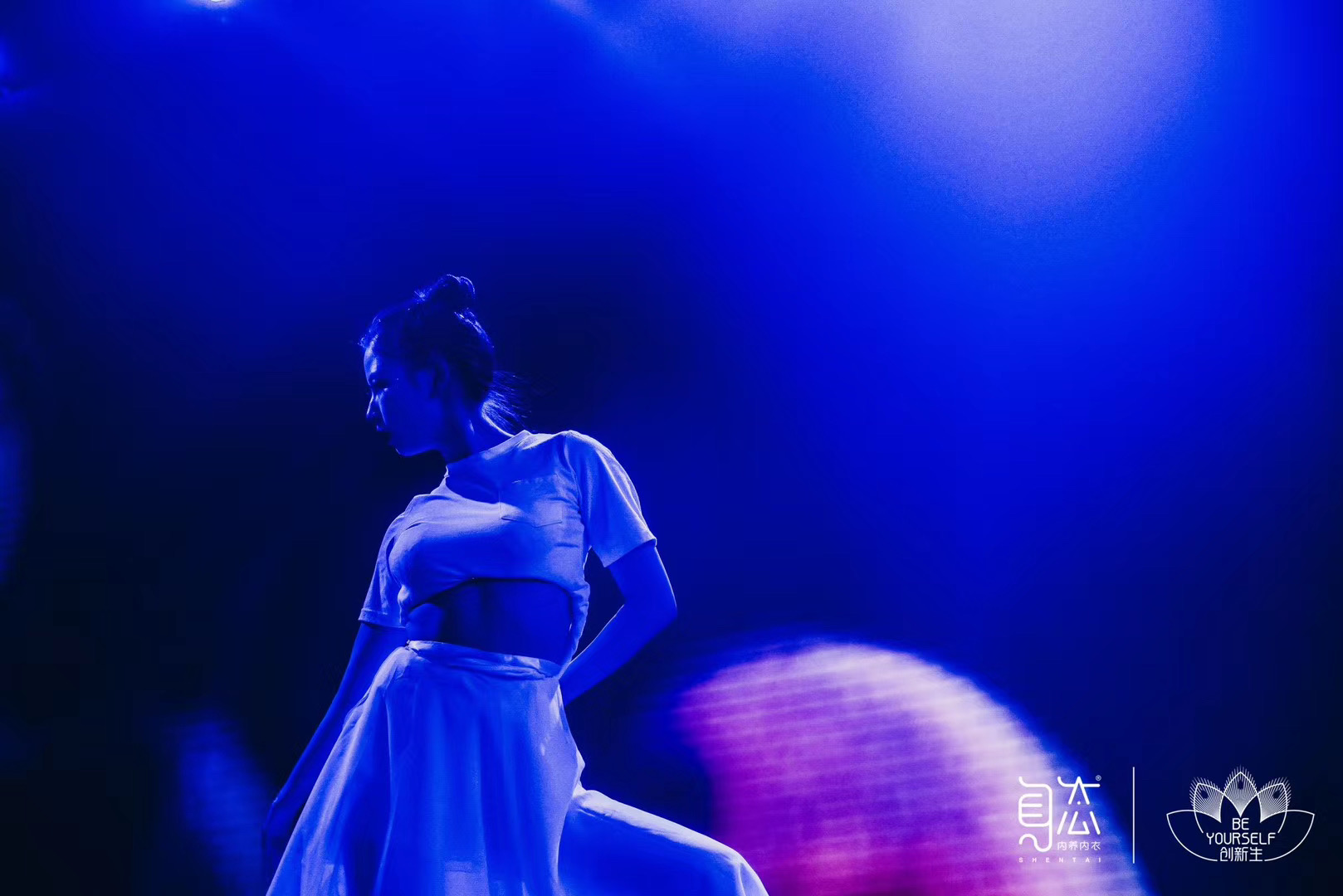 麗江周年慶典暨新品發(fā)布會(huì)