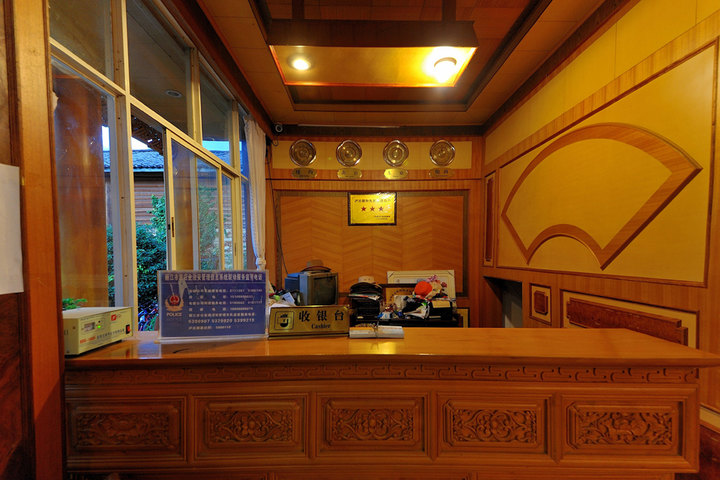 瀘沽湖酒店 瀘沽湖酒店