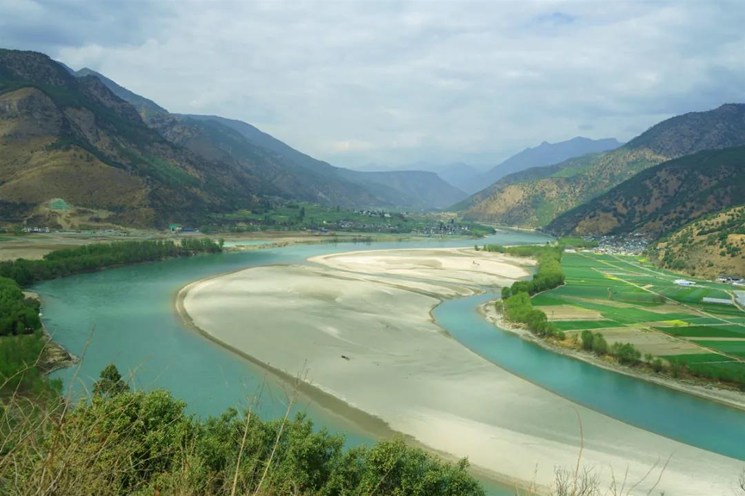 絕美！麗江的春天竟然藏在這里…