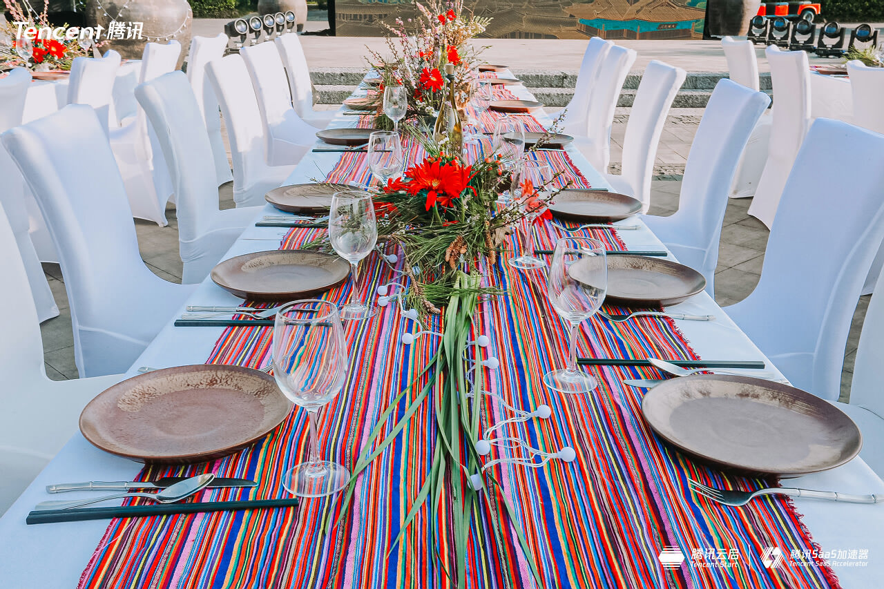 麗江鉑爾曼酒店戶外晚宴 麗江鉑爾曼酒店戶外晚宴