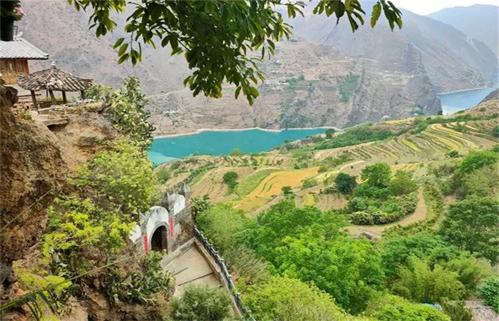 碧綠的江水、閃爍的星星…麗江這座小城你去過(guò)嗎？