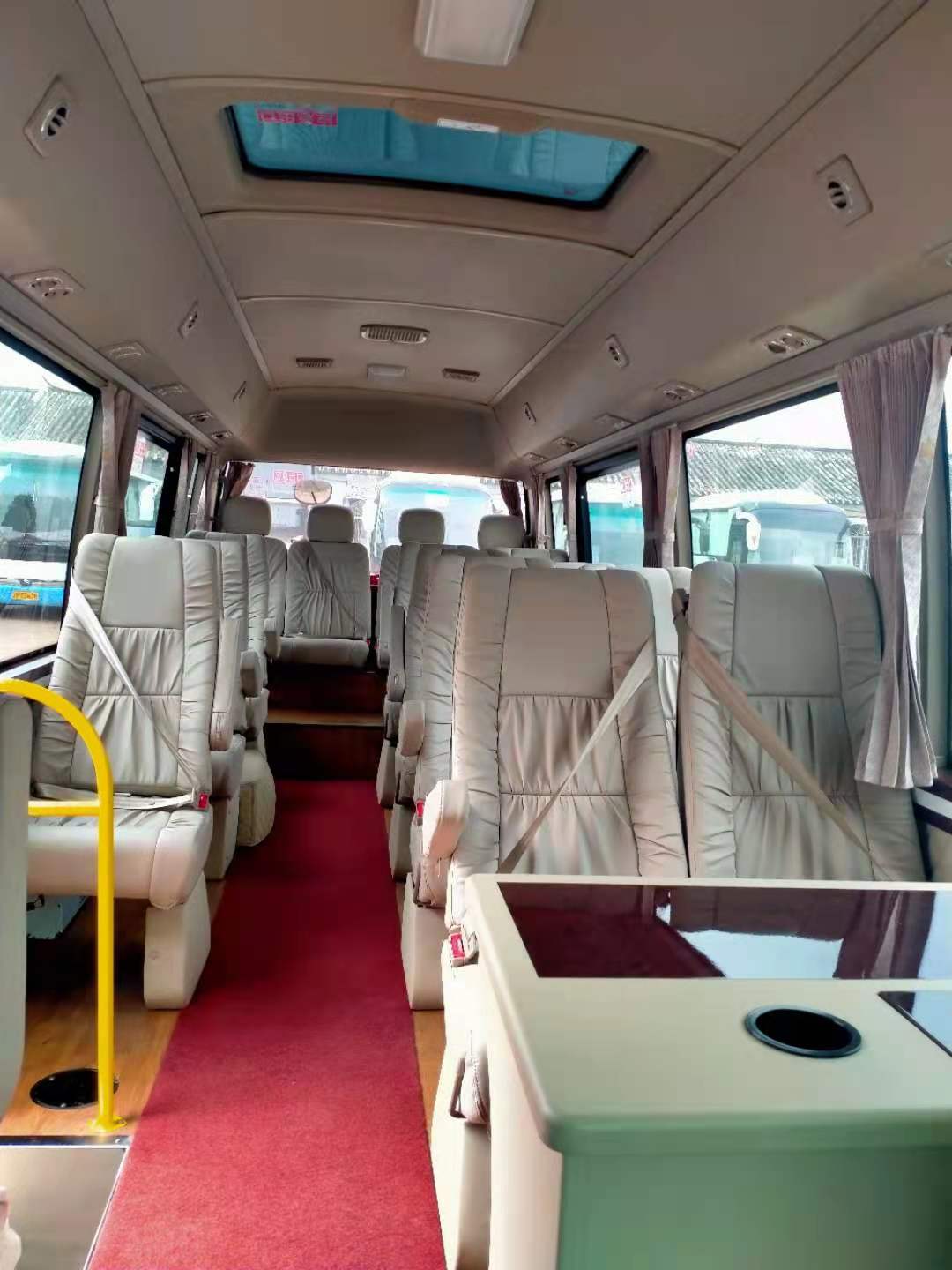 麗江旅游包車服務