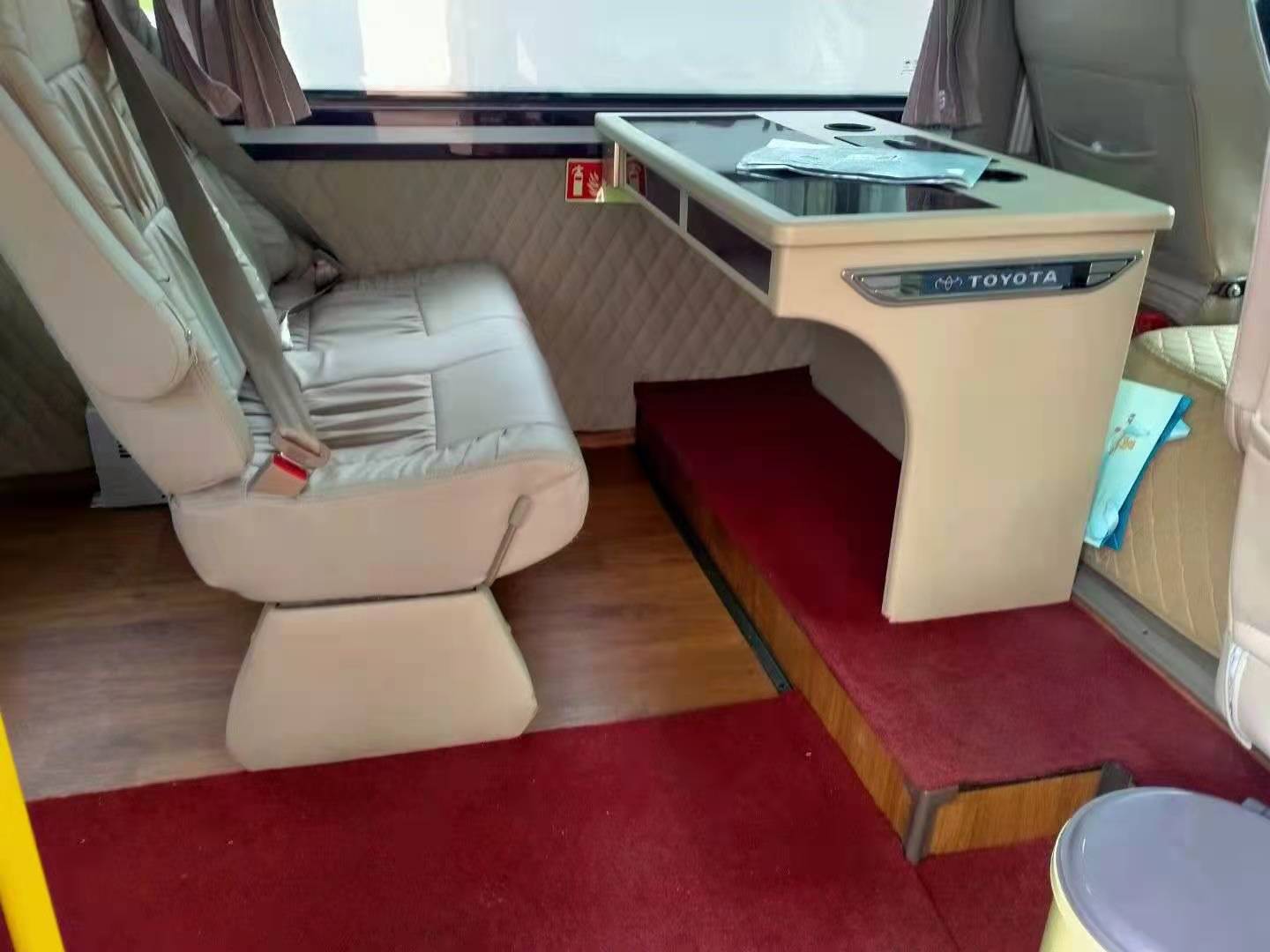 麗江旅游包車服務