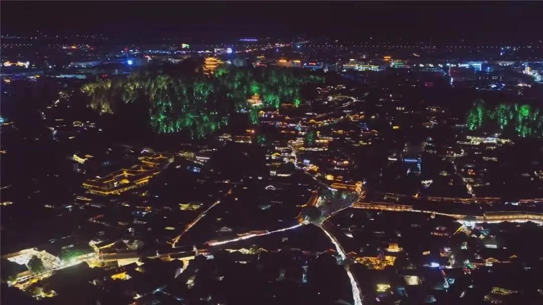 趕緊從空調(diào)房走出來，去麗江感受真正天然的怡人清爽吧！