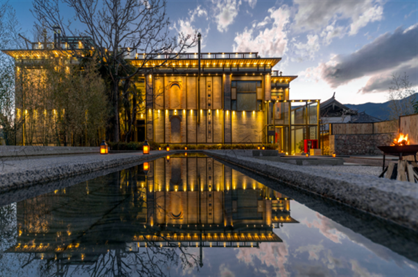  麗江吾莫青廬藝術(shù)酒店 住進這座“博物館式”酒店，邂逅500歲的菩提1000歲的碑文……