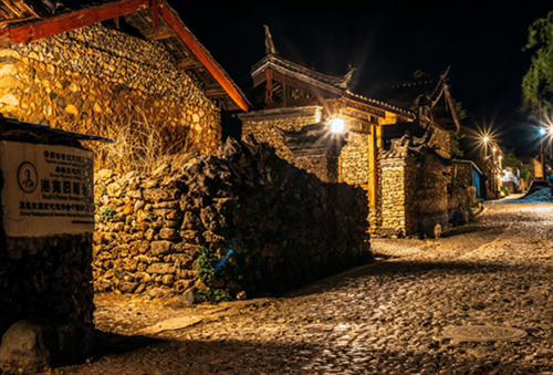 第一批全國鄉(xiāng)村旅游重點鎮(zhèn)（鄉(xiāng)）玉龍縣白沙鎮(zhèn)