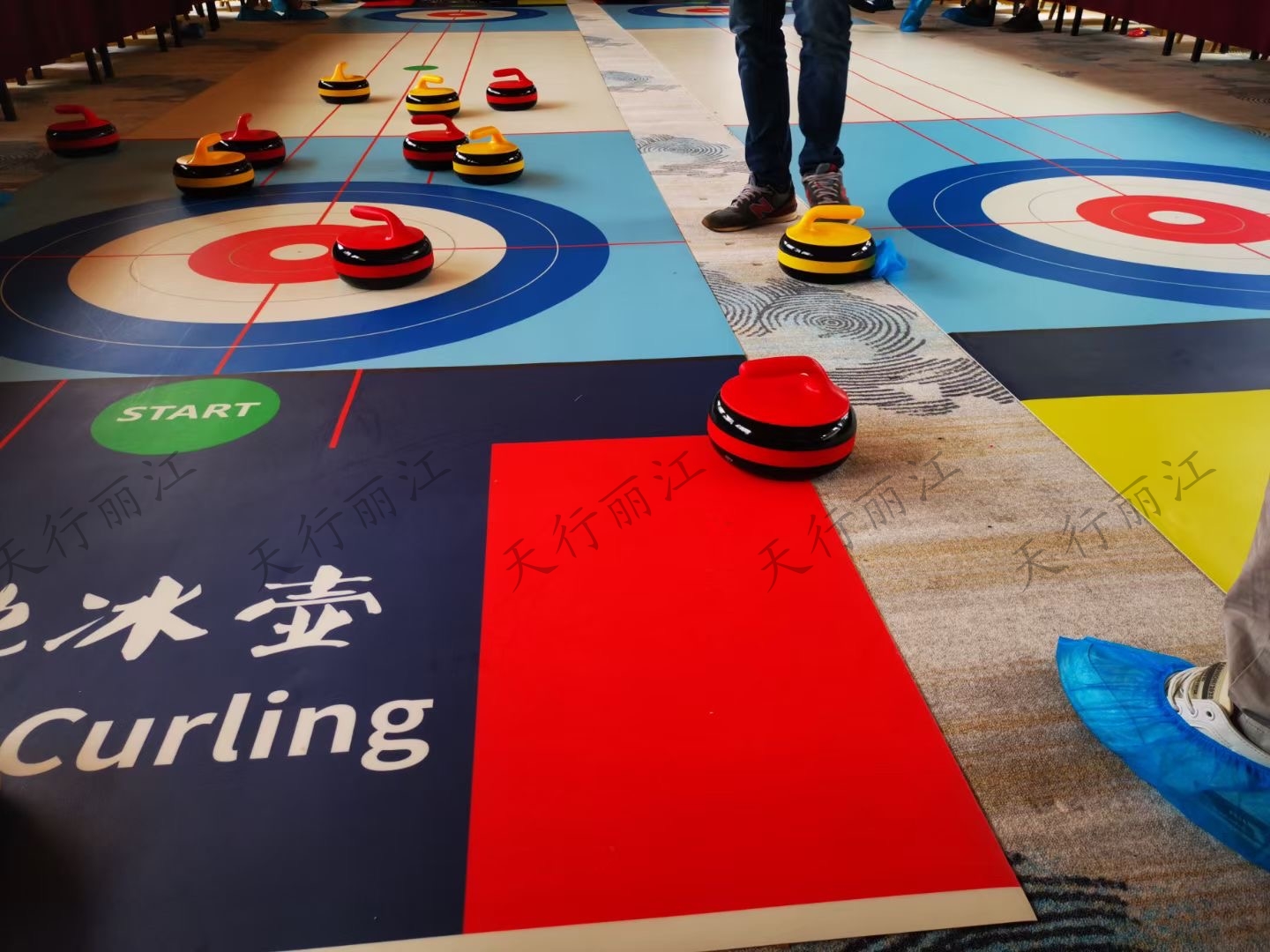 2021全國火熱團建項目，一場需要用智慧與激情完成的運動?，云南麗江冰壺主題拓展方案