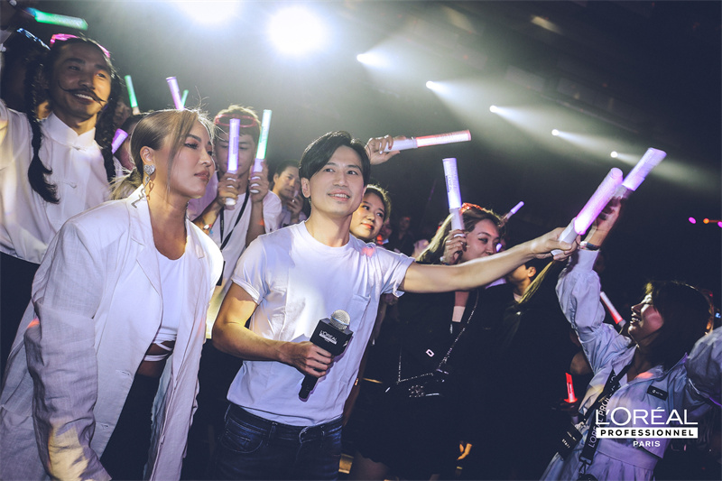 麗江尋夢(mèng)先鋒之未來(lái)榮耀之夜