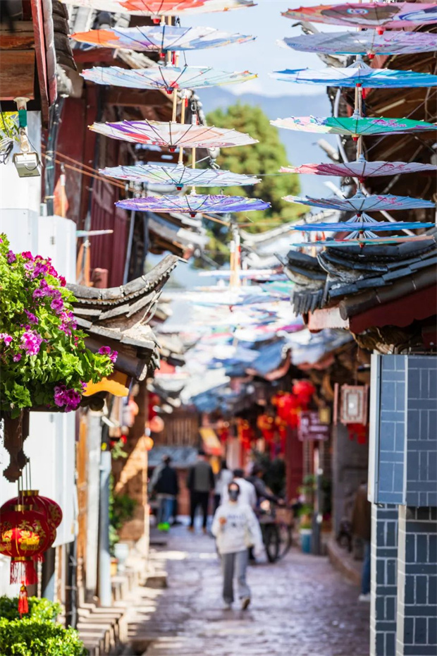 云南旅游,云南旅行社,云南團(tuán)建公司,云南會(huì)議公司,云南策劃公司,麗江旅游,麗江旅行社,麗江團(tuán)建公司,麗江策劃公司：春風(fēng)里的麗江：半城春色半城詩